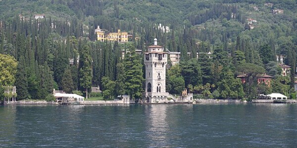 640px-lago_di_garda_gardone_riviera_001